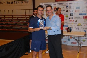 Sergio-entrega de trofeos