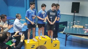 PODIUM INFANTIL MASCULINO